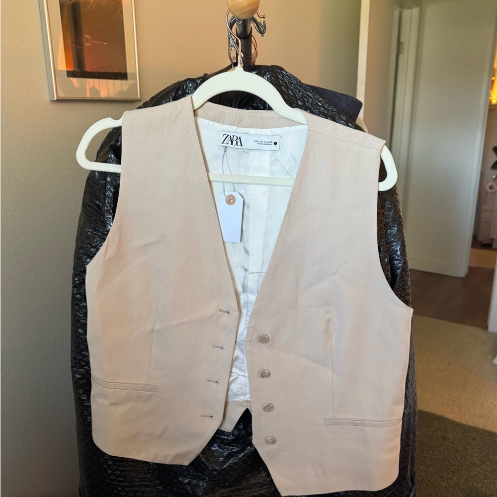 ZARA Light Beige Button-Front Vest